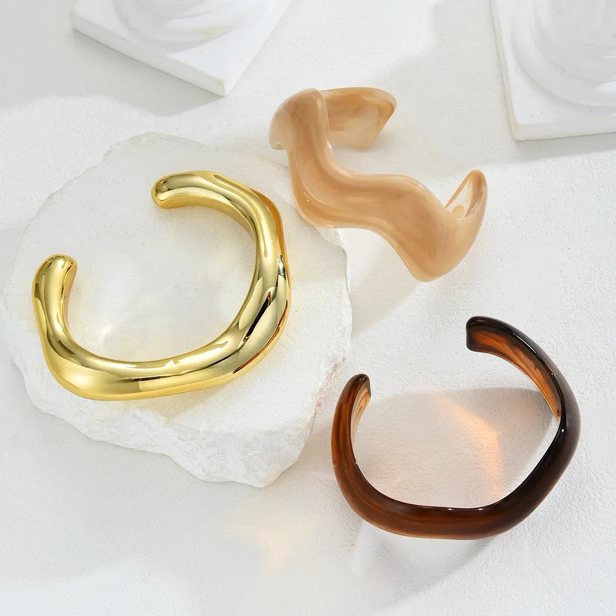 3Pcs Wavy Resin Bangle Set